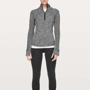Lululemon Run Briskly 1/2 Zip